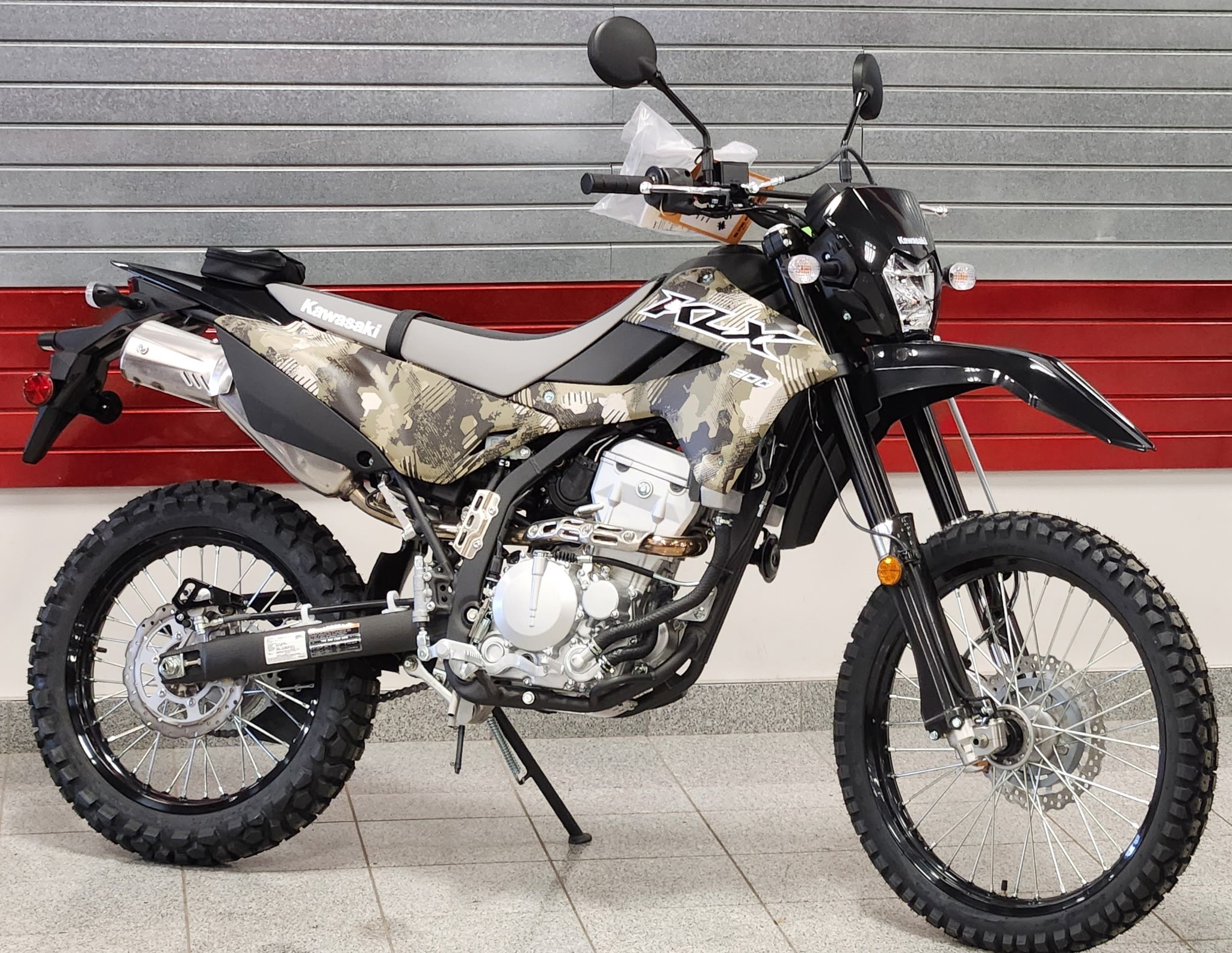 2026 Kawasaki KLX®300 1