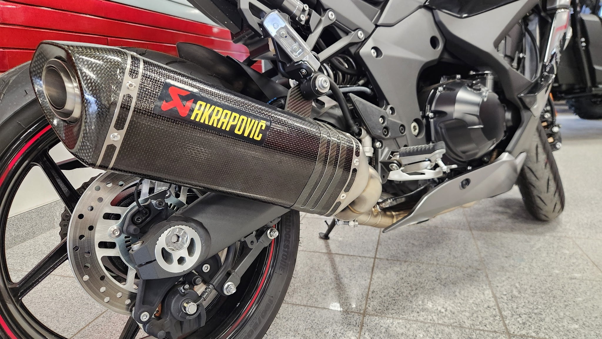 2024 Kawasaki Ninja 1000SX ABS in Marietta, Ohio - Photo 4