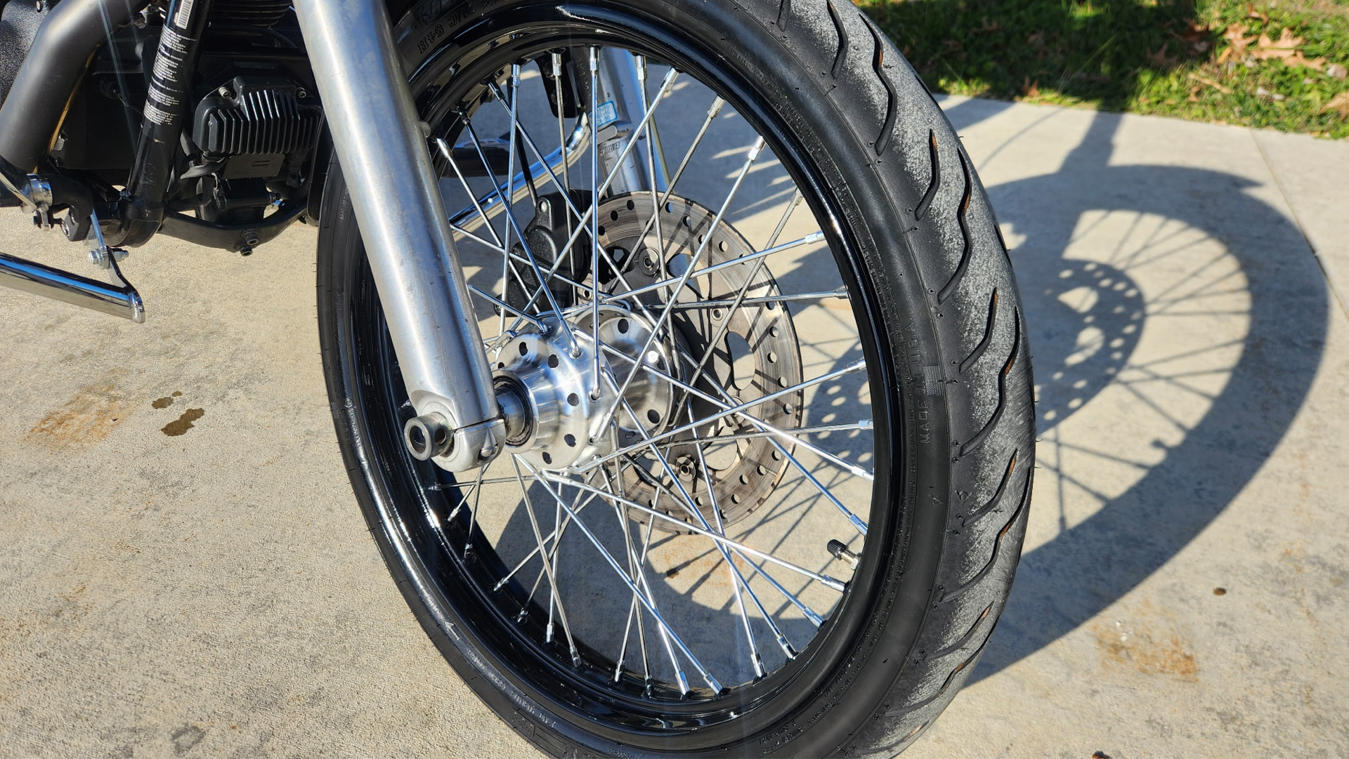 2011 Harley-Davidson Dyna® Wide Glide® in Marietta, Ohio - Photo 3