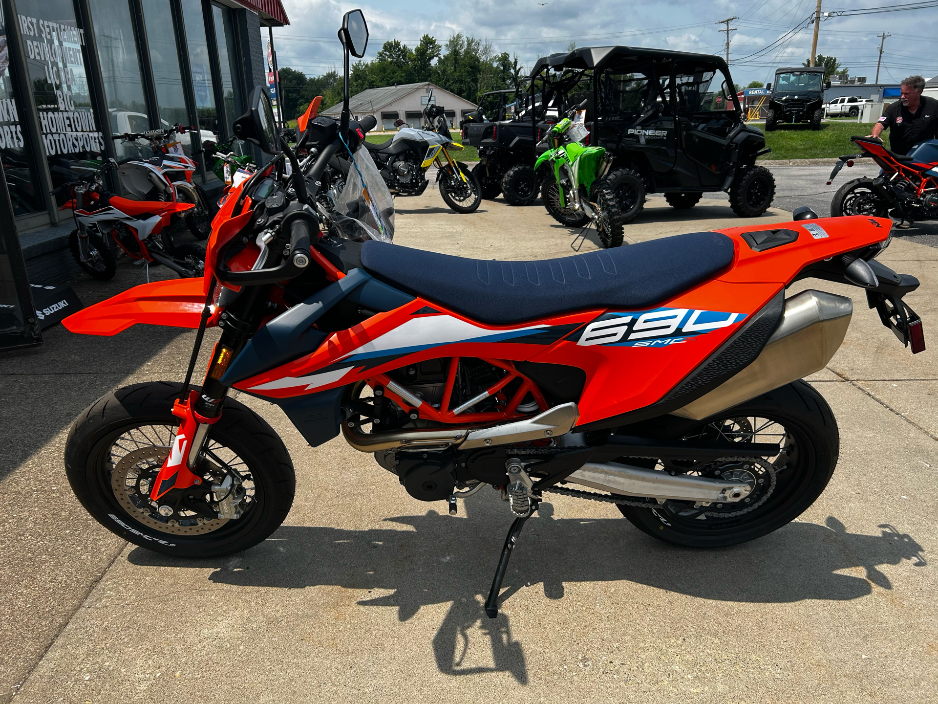 2024 KTM 690 SMC R in Marietta, Ohio - Photo 1