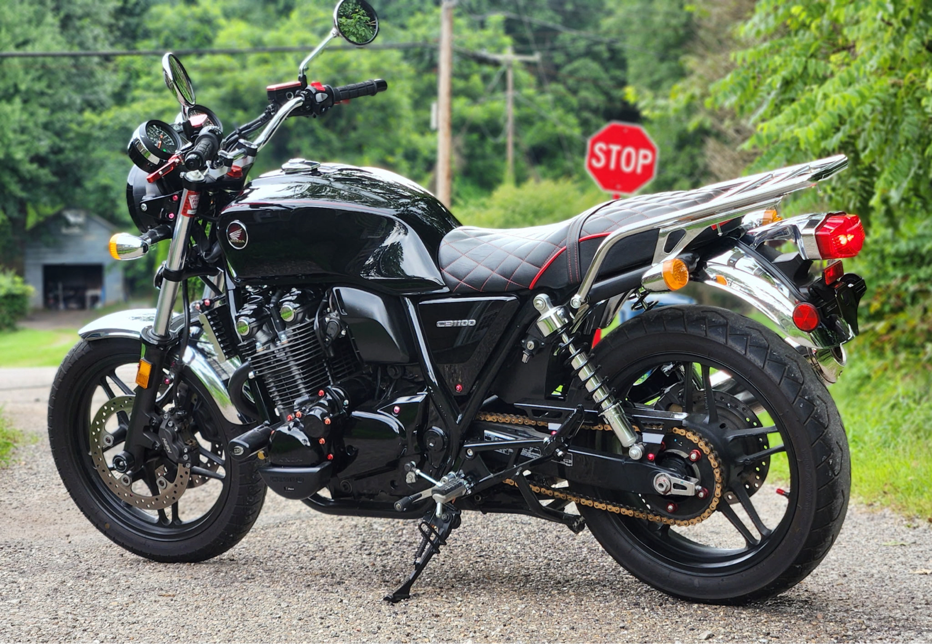 2014 Honda CB1100 in Marietta, Ohio - Photo 2