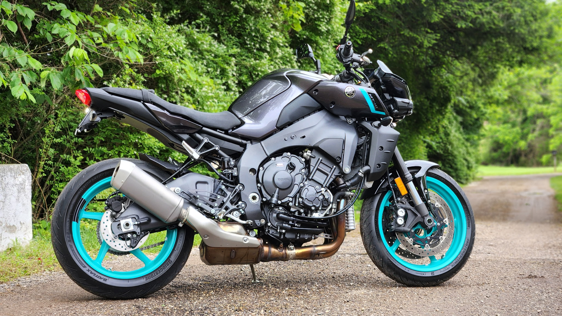 2024 Yamaha MT-10 in Marietta, Ohio - Photo 2