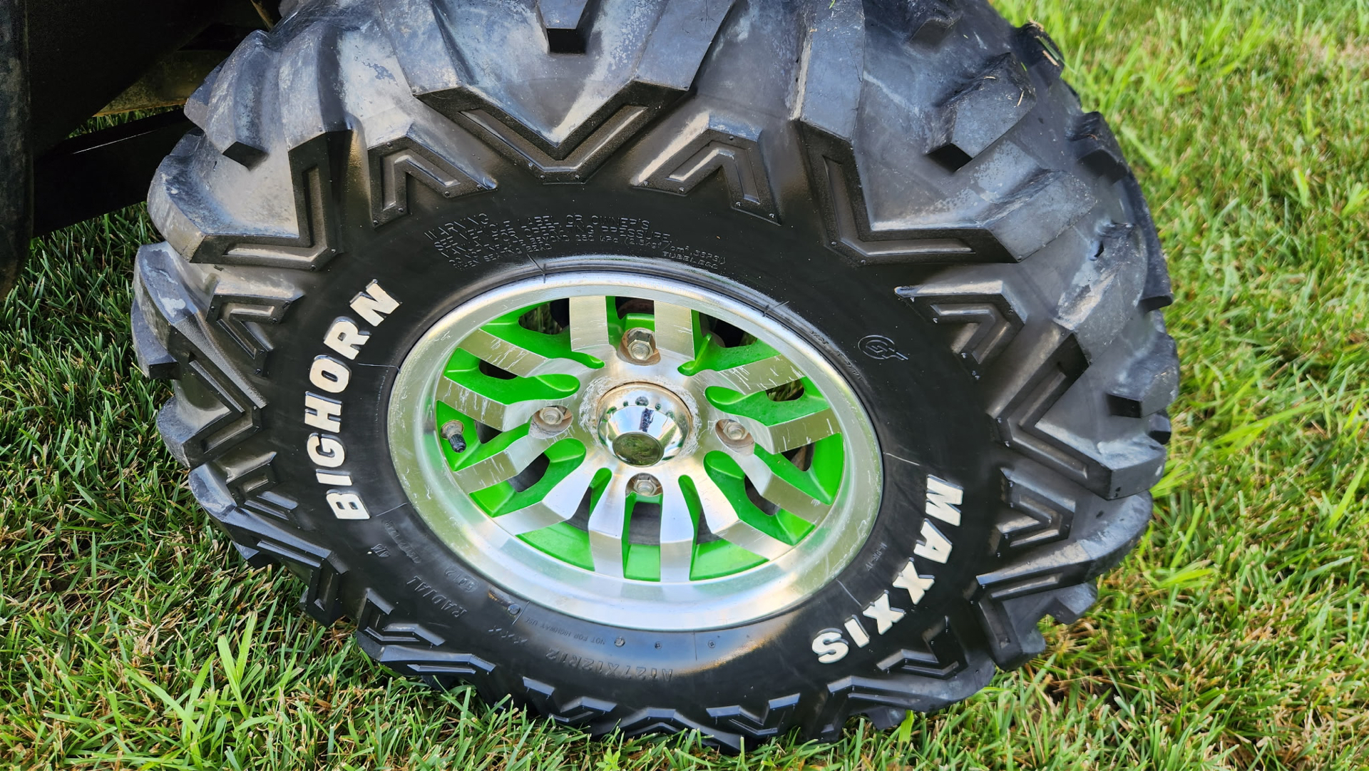 2015 Kawasaki Teryx® in Marietta, Ohio - Photo 4
