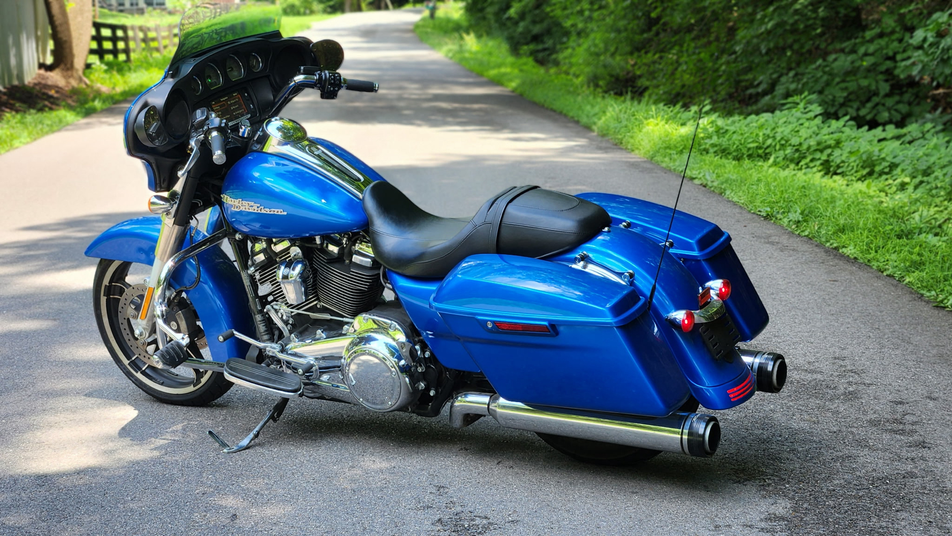 2018 Harley-Davidson Street Glide® in Marietta, Ohio - Photo 2