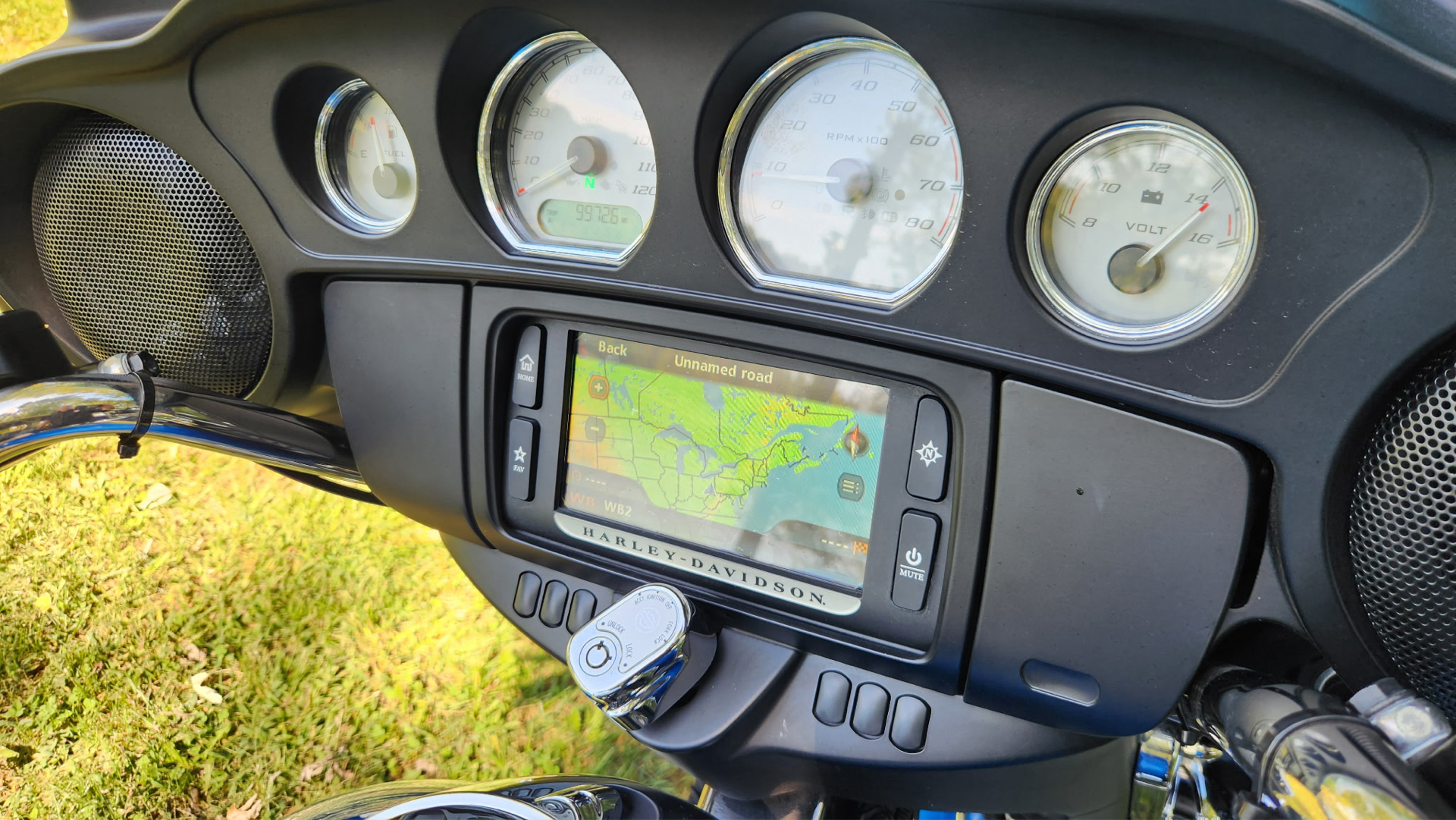 2018 Harley-Davidson Street Glide® in Marietta, Ohio - Photo 13