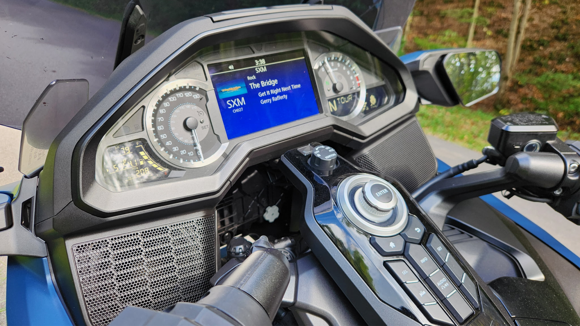 2022 Honda Gold Wing Automatic DCT in Marietta, Ohio - Photo 3