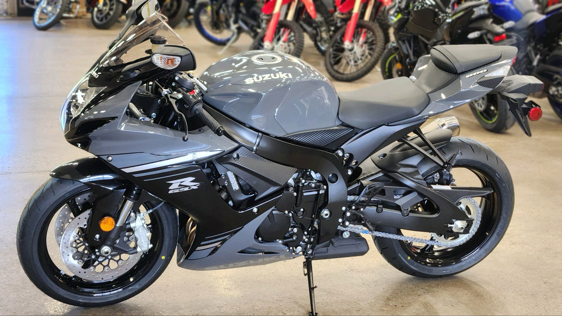 2025 Suzuki GSX-R600 in Marietta, Ohio - Photo 2