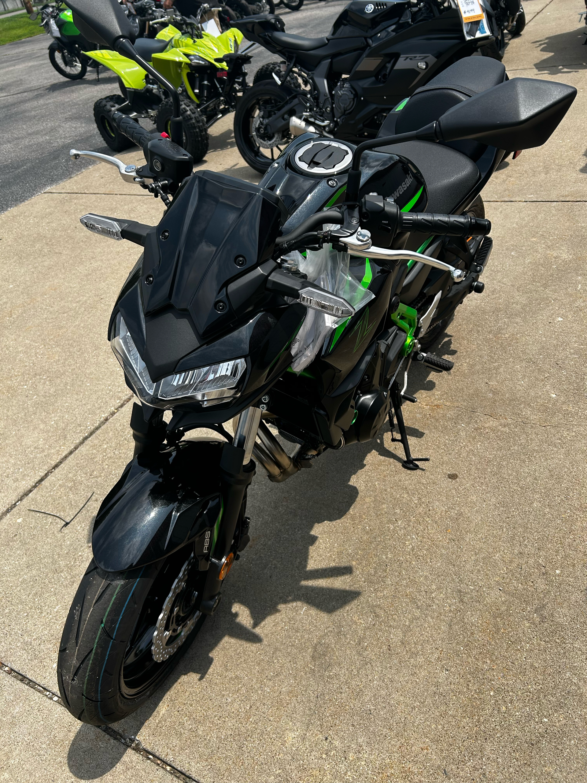 2025 Kawasaki Z650 ABS in Marietta, Ohio - Photo 2
