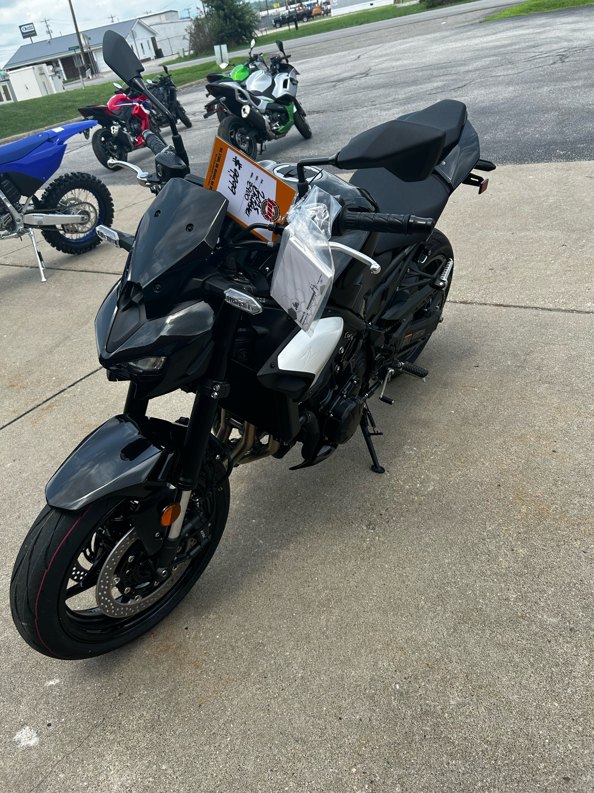 2025 Kawasaki Z900 ABS in Marietta, Ohio - Photo 2