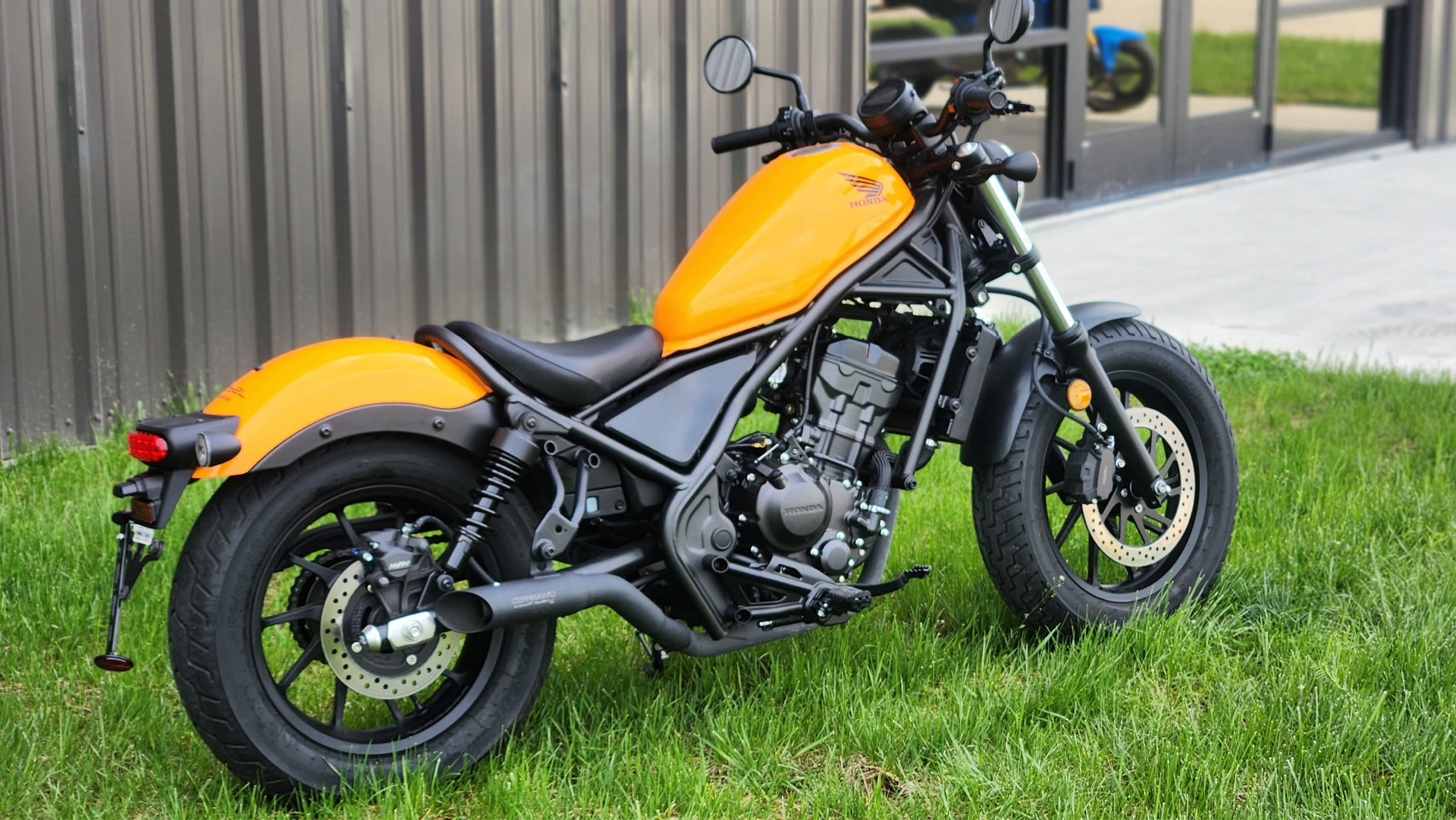 2024 Honda Rebel 300 in Marietta, Ohio - Photo 2