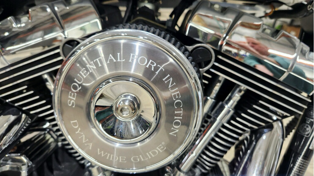 2006 Harley-Davidson Dyna™ Super Glide® Custom in Marietta, Ohio - Photo 5
