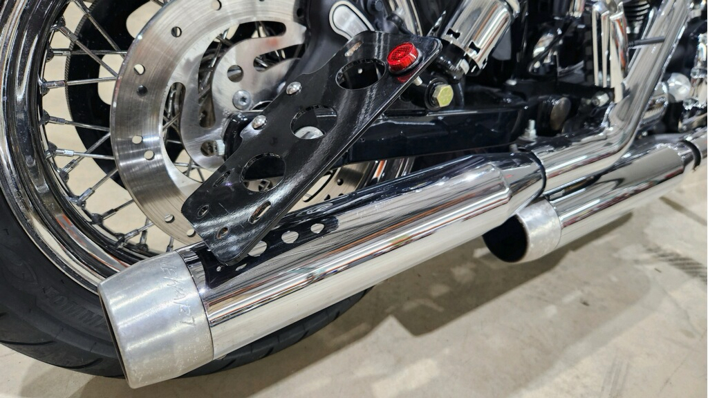 2006 Harley-Davidson Dyna™ Super Glide® Custom in Marietta, Ohio - Photo 6