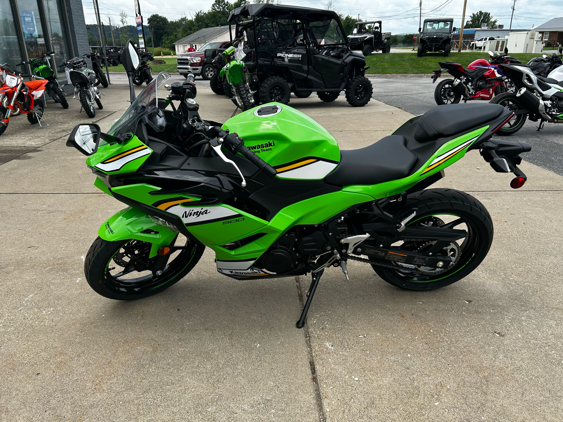 2025 Kawasaki Ninja 500 KRT Edition in Marietta, Ohio - Photo 1