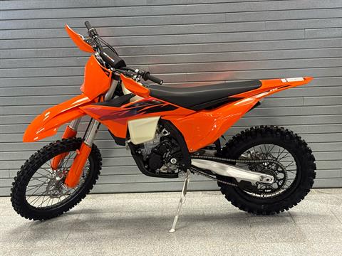 2027 KTM 250 XC-F — photo 1 of 9