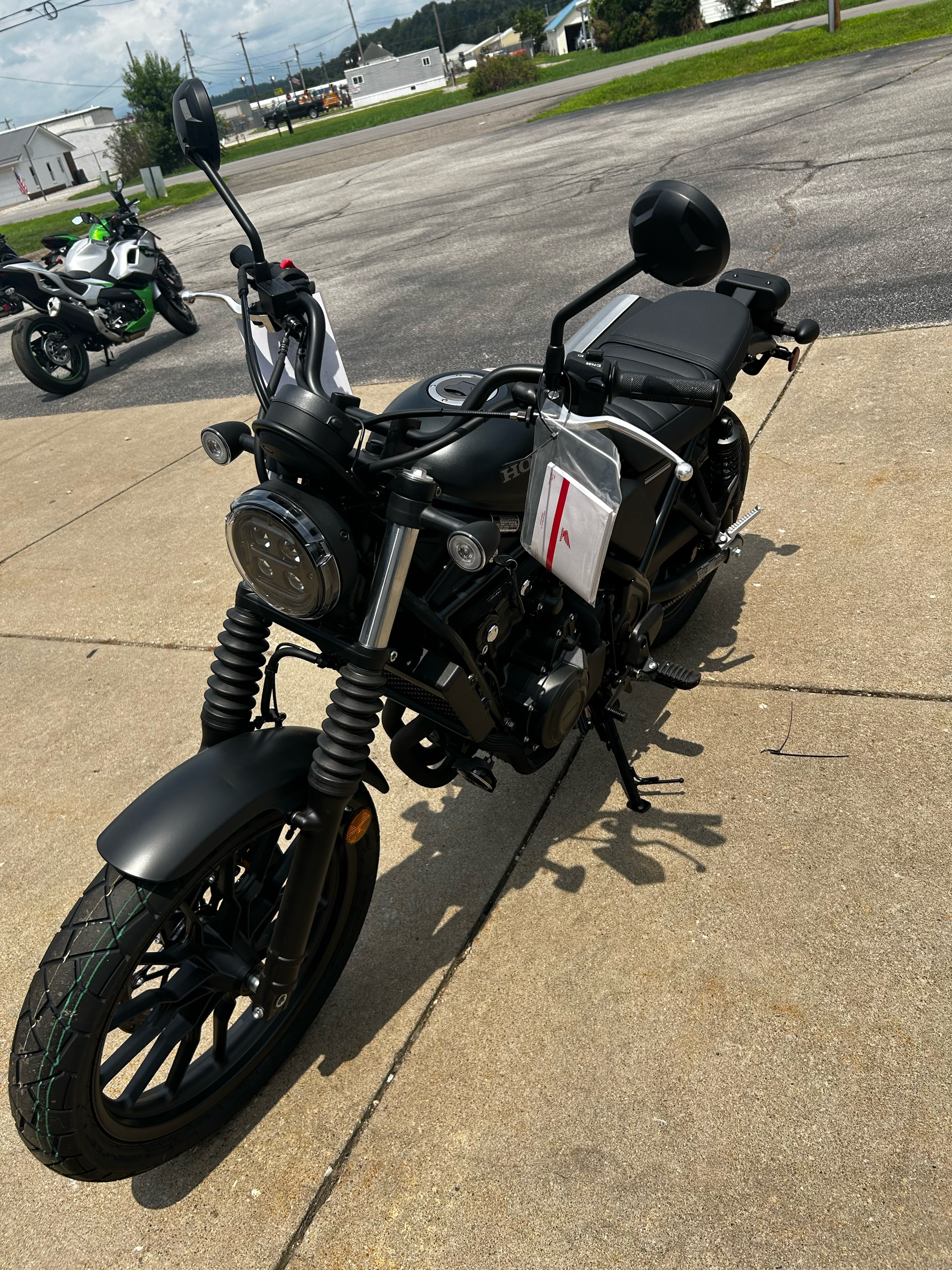 2024 Honda SCL500 in Marietta, Ohio - Photo 2