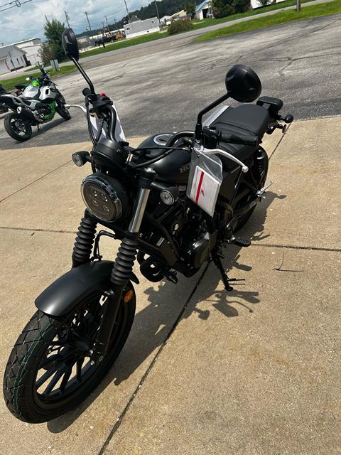 2024 Honda SCL500 in Marietta, Ohio - Photo 2