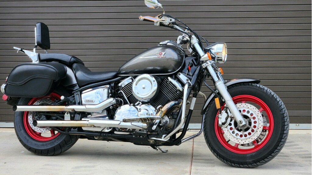 2006 Yamaha VSTAR 1100 CUSTOM in Marietta, Ohio - Photo 1