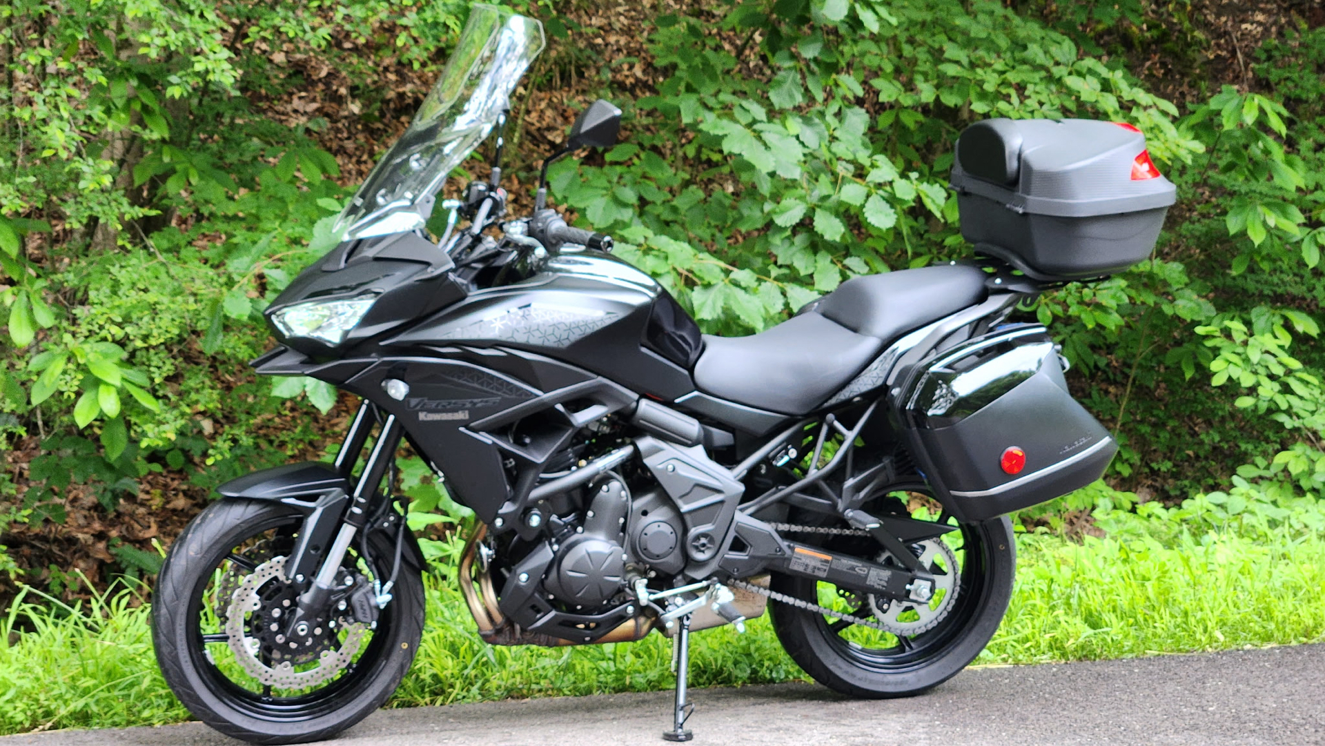 2023 Kawasaki Versys 650 LT in Marietta, Ohio - Photo 2