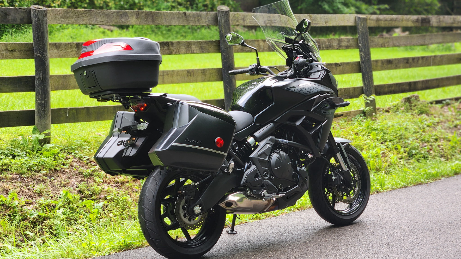 2023 Kawasaki Versys 650 LT in Marietta, Ohio - Photo 3