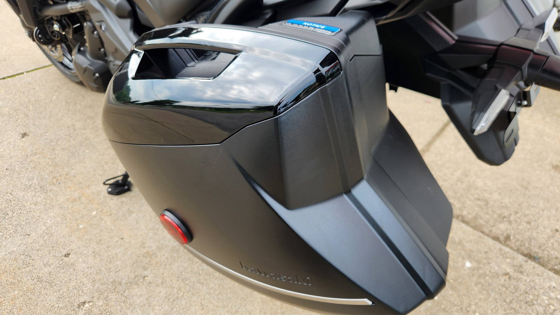 2023 Kawasaki Versys 650 LT in Marietta, Ohio - Photo 7