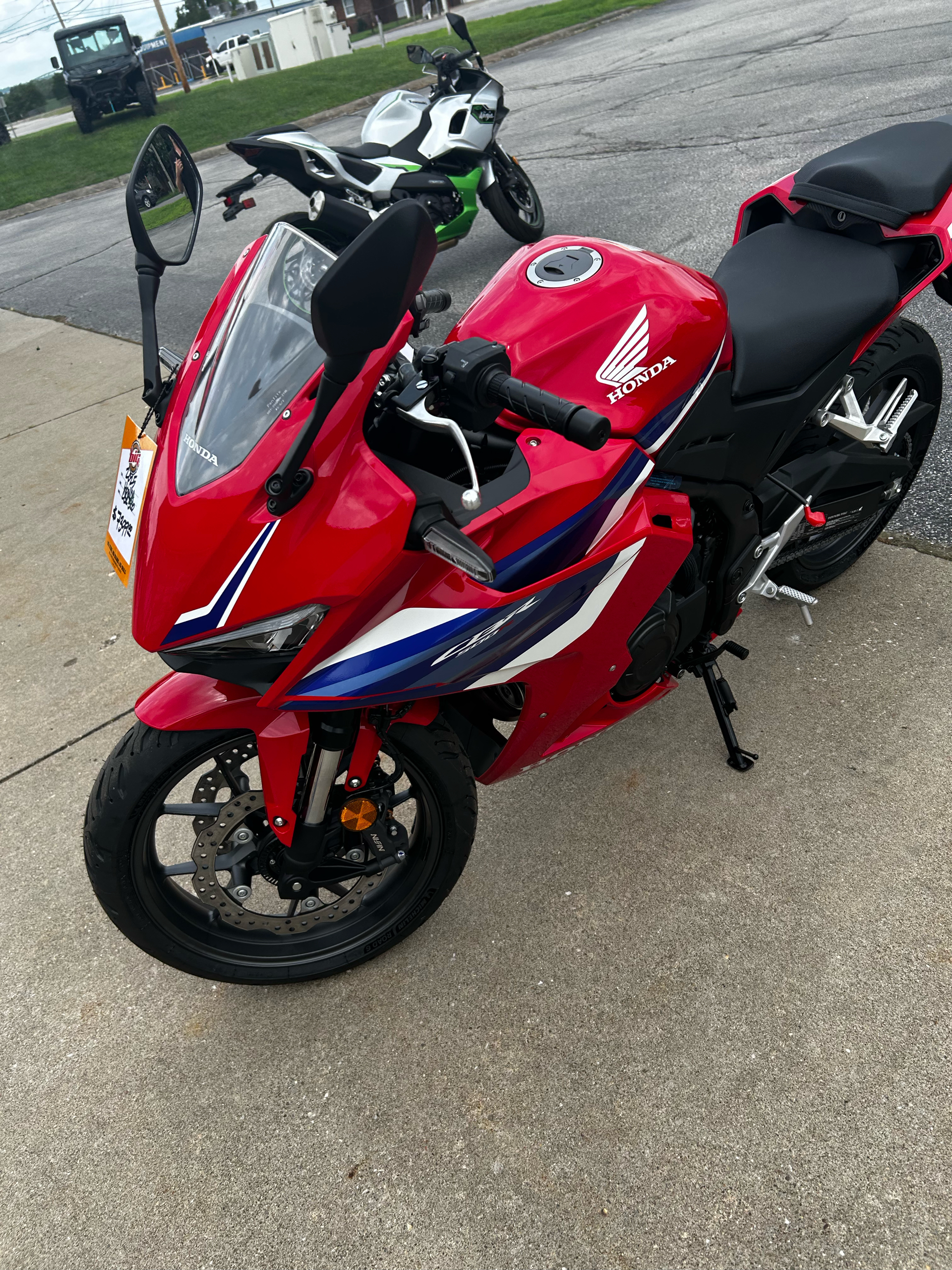 2025 Honda CBR500R in Marietta, Ohio - Photo 2