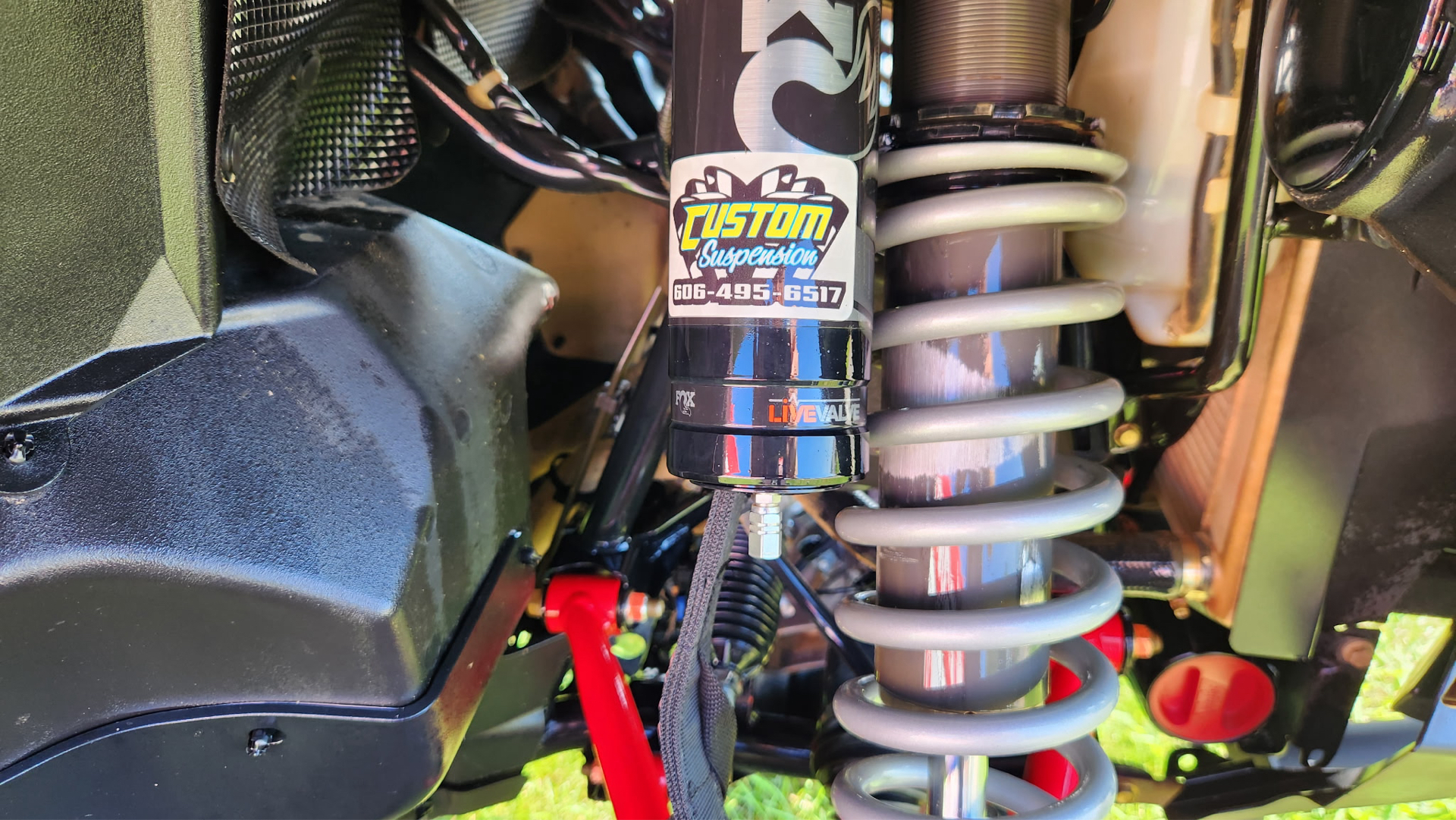 2023 Honda Talon 1000XS-4 FOX Live Valve in Marietta, Ohio - Photo 3