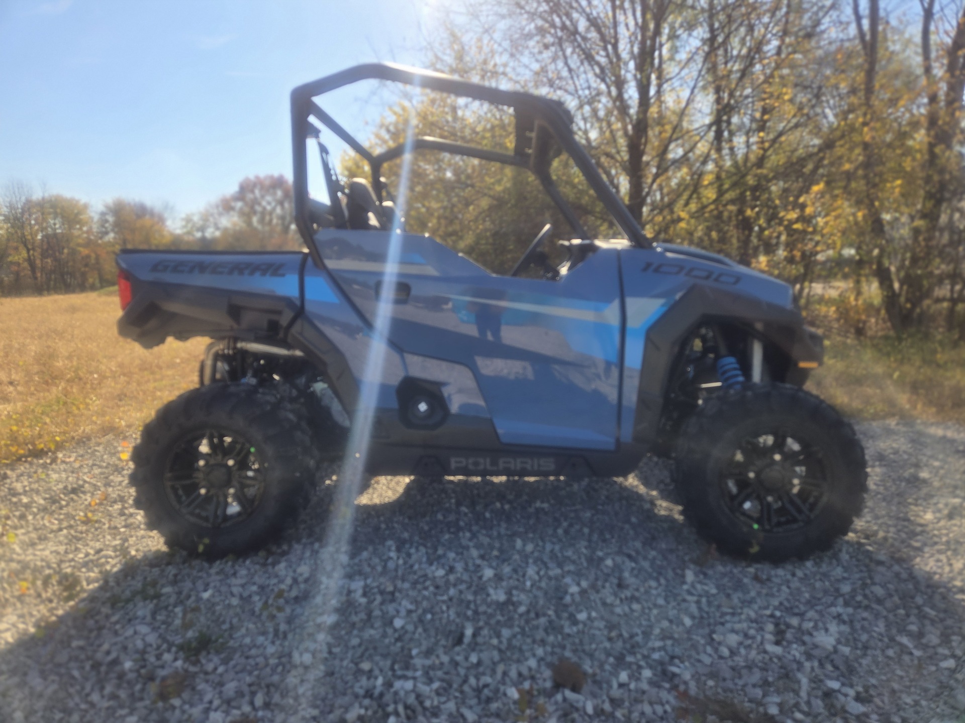 2025 Polaris General 1000 Premium in Marietta, Ohio - Photo 2