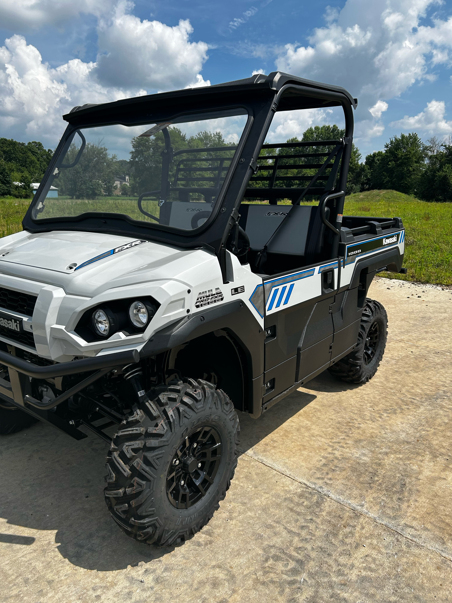 2025 Kawasaki MULE PRO-FXR 1000 LE in Marietta, Ohio - Photo 2
