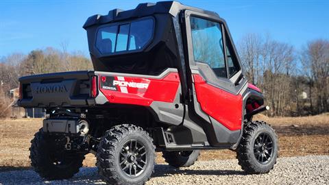 2025 Honda Pioneer 1000 Deluxe in Marietta, Ohio - Photo 2