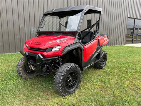 2025 Honda Pioneer 1000 Deluxe — photo 1 of 4