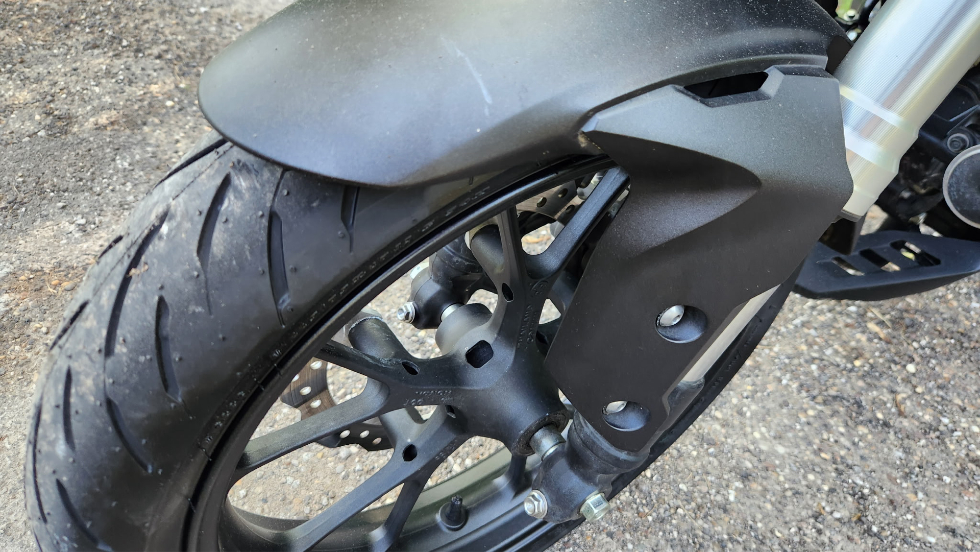2019 Honda CB300R in Marietta, Ohio - Photo 5