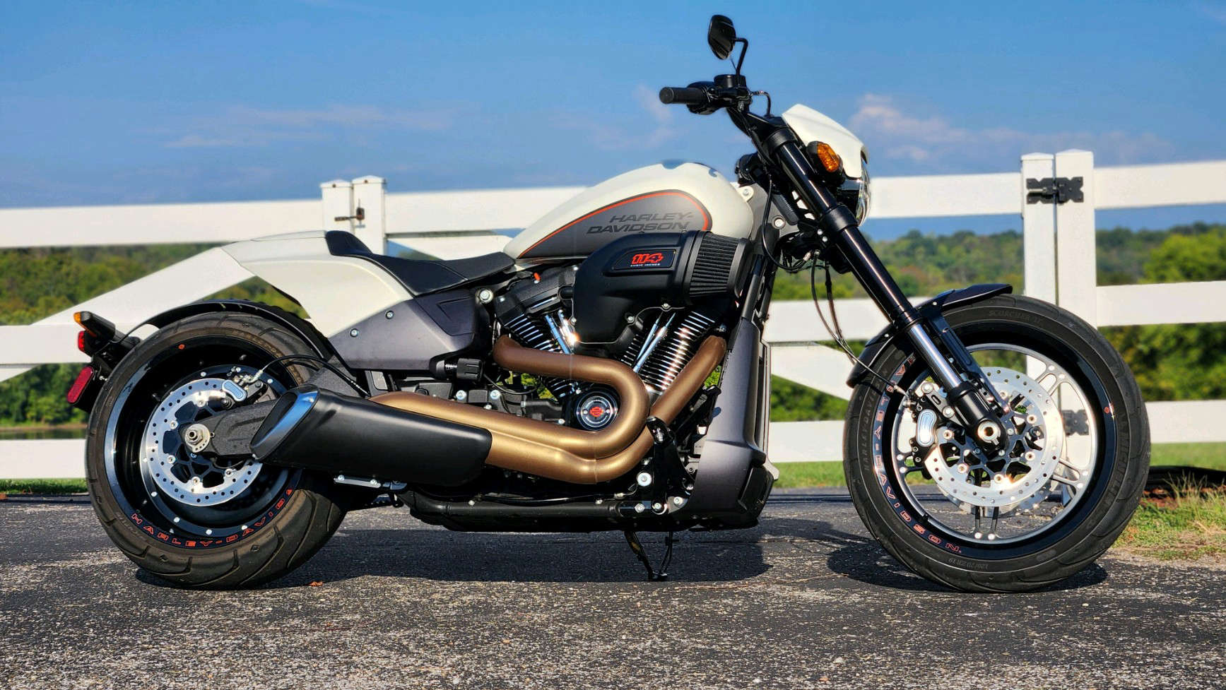 2019 Harley-Davidson FXDR™ 114 in Marietta, Ohio - Photo 2