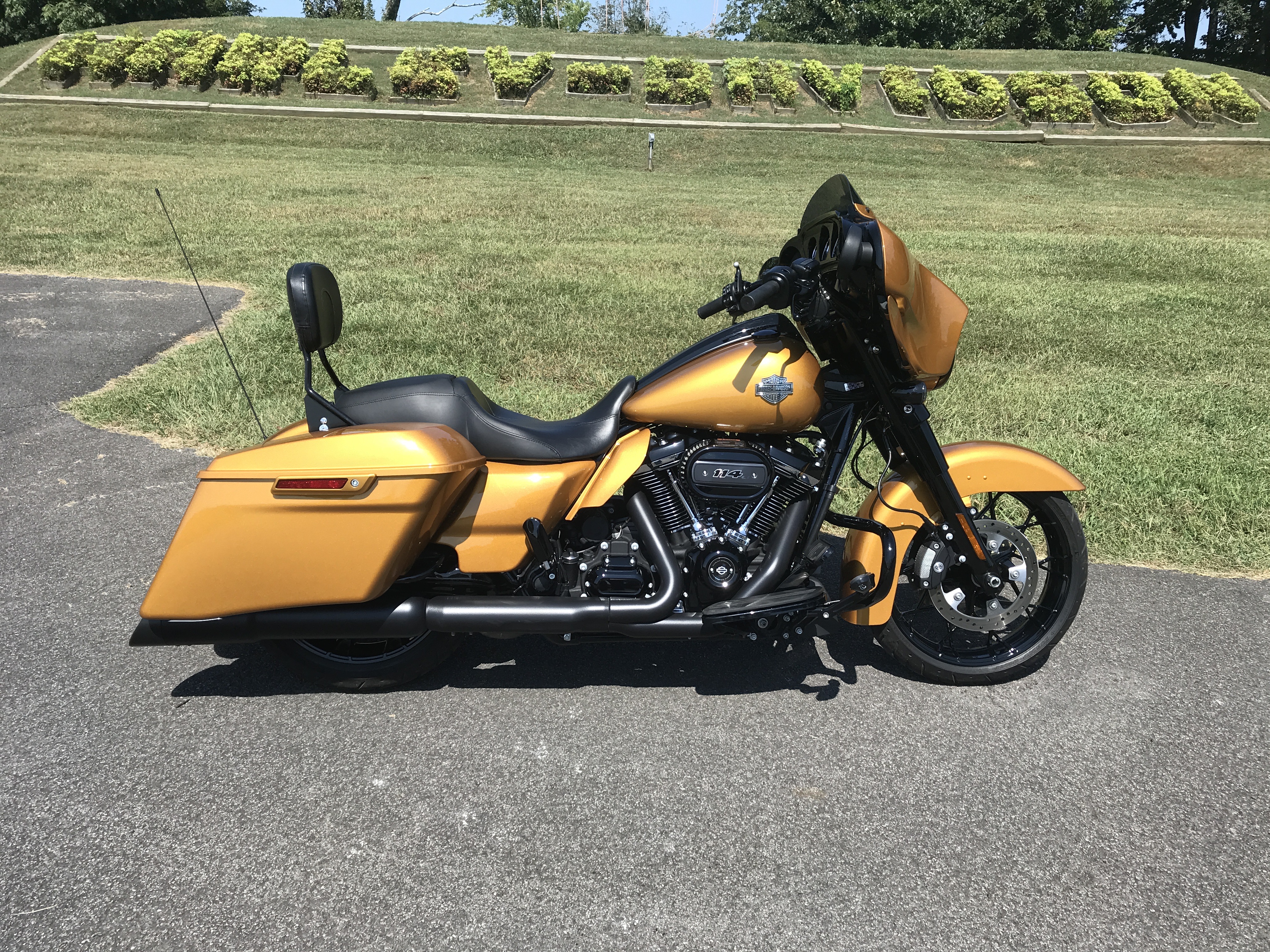 2023 STREET GLIDE SPECIAL