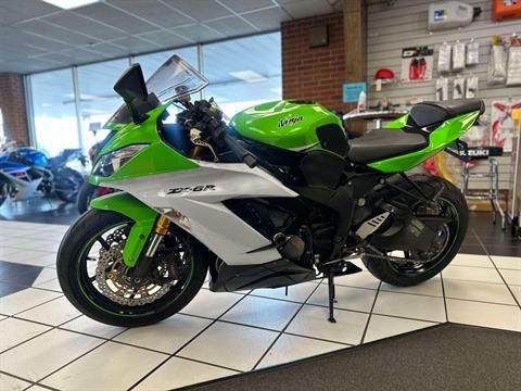 Kawasaki_ZX6R_98_1_606e9112-