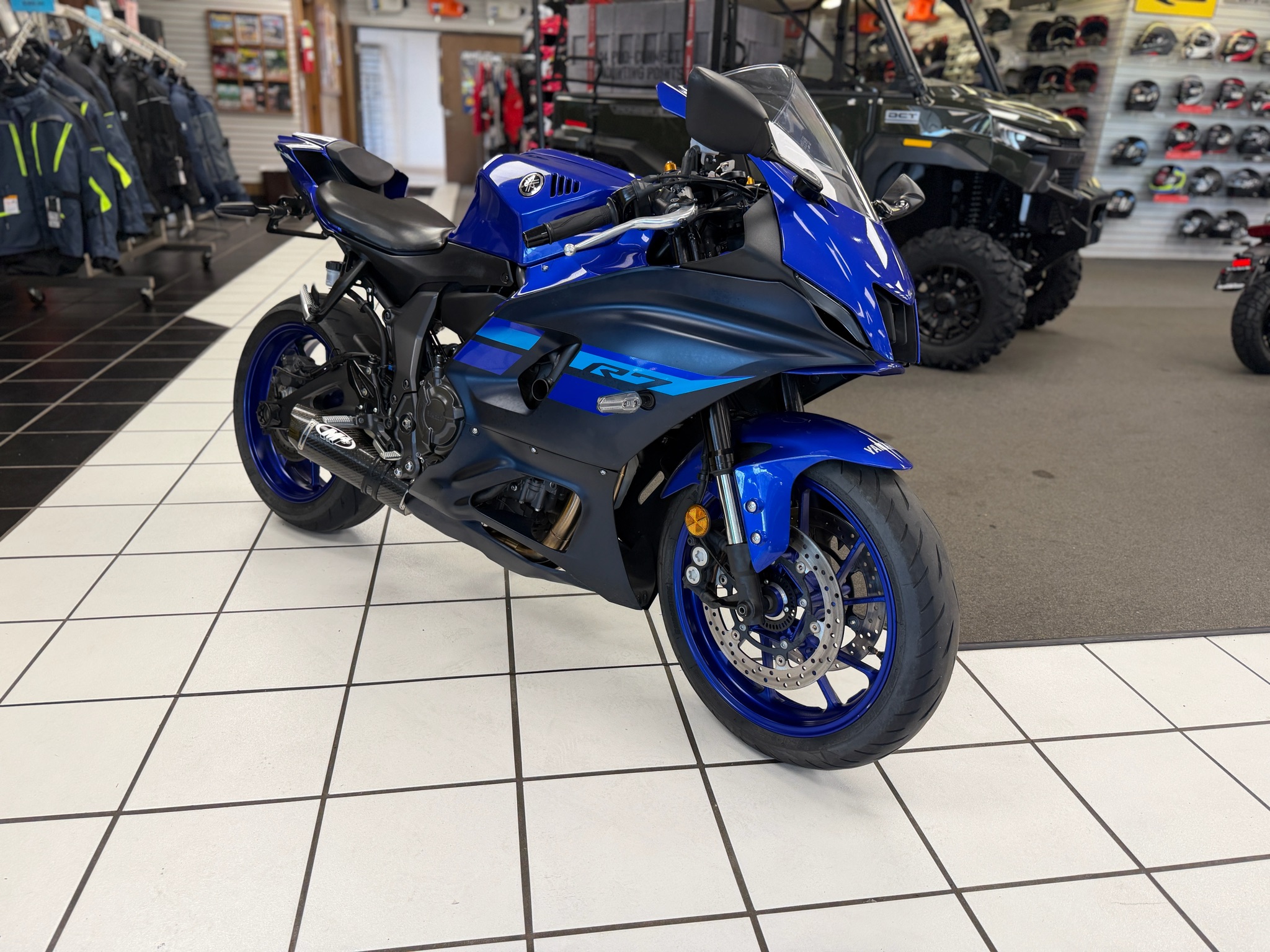 2024 Yamaha YZF-R7 2
