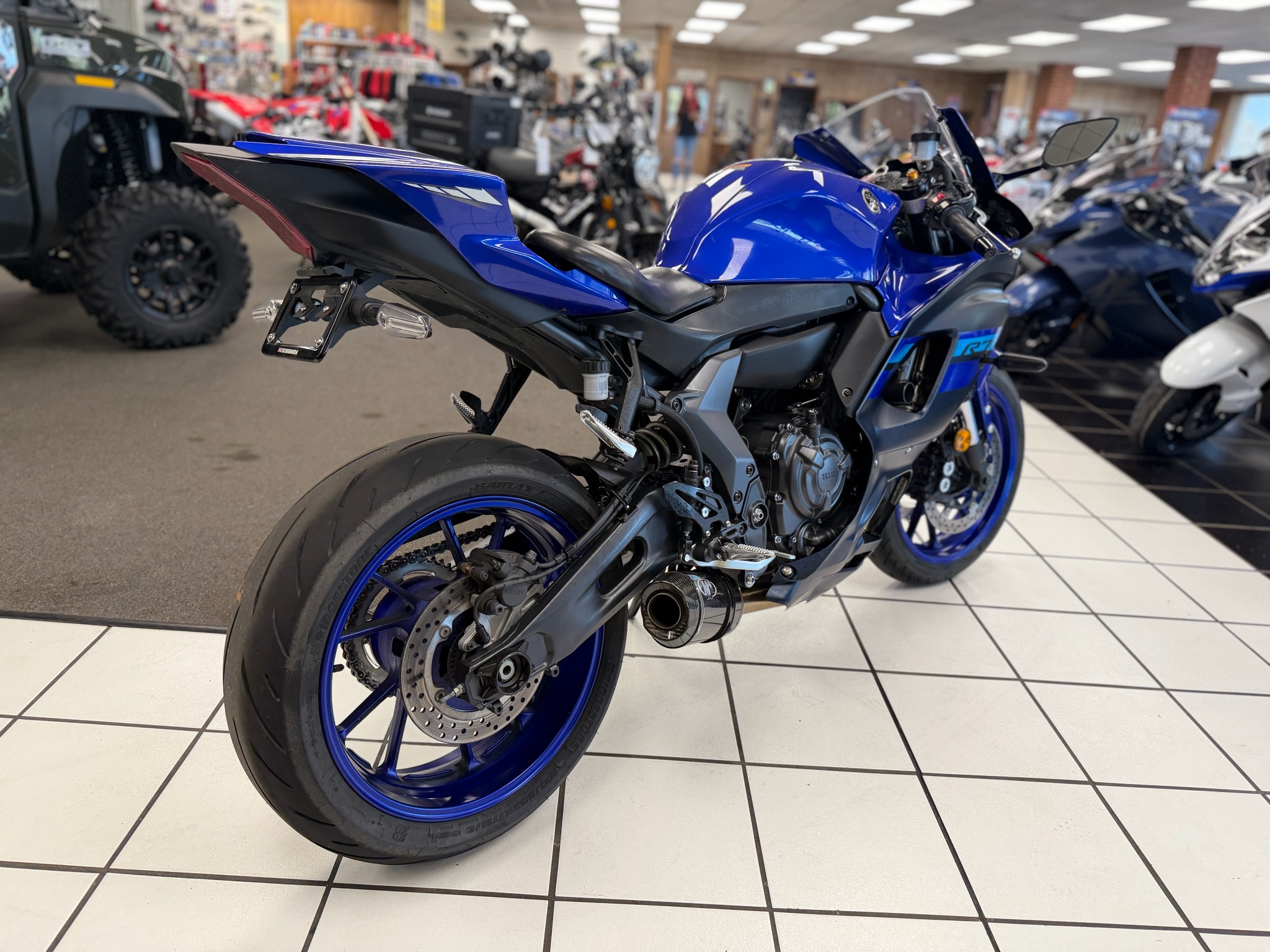 2024 Yamaha YZF-R7 3