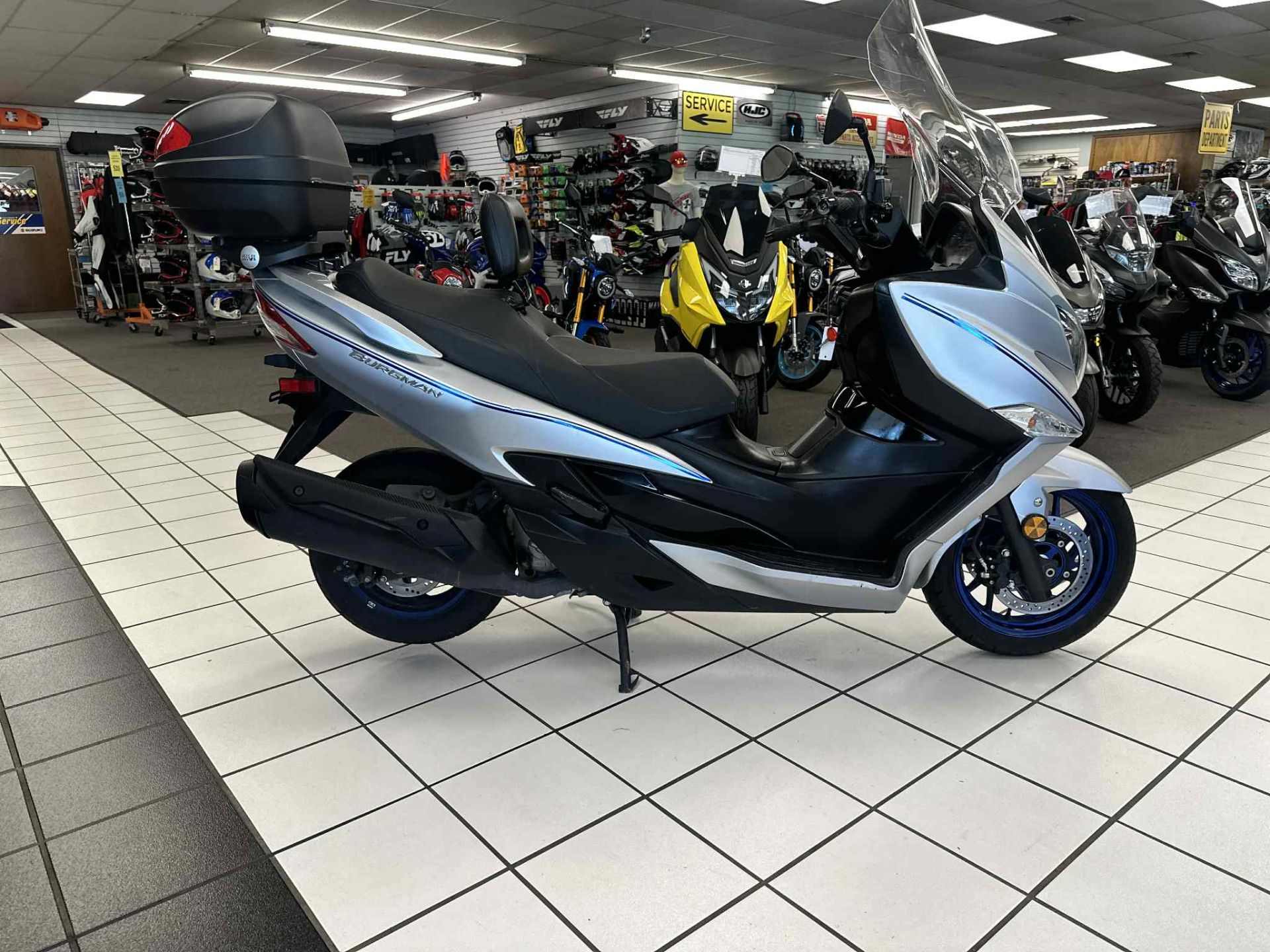 Used 2022 Suzuki Burgman 400 Metallic Matte Sword Silver PRE100253