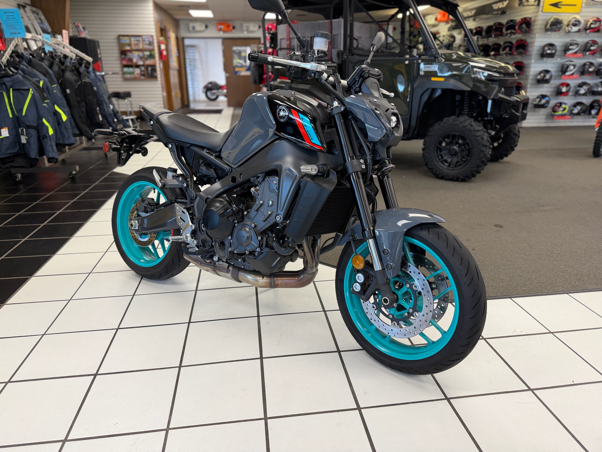 2023 Yamaha MT-09 2
