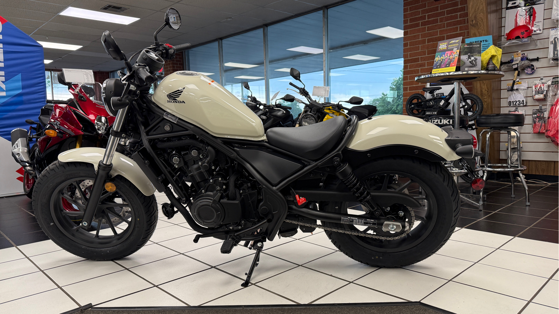 New 2025 Honda Rebel 500 ABS Pearl Beige HON800712 | Motorcycles