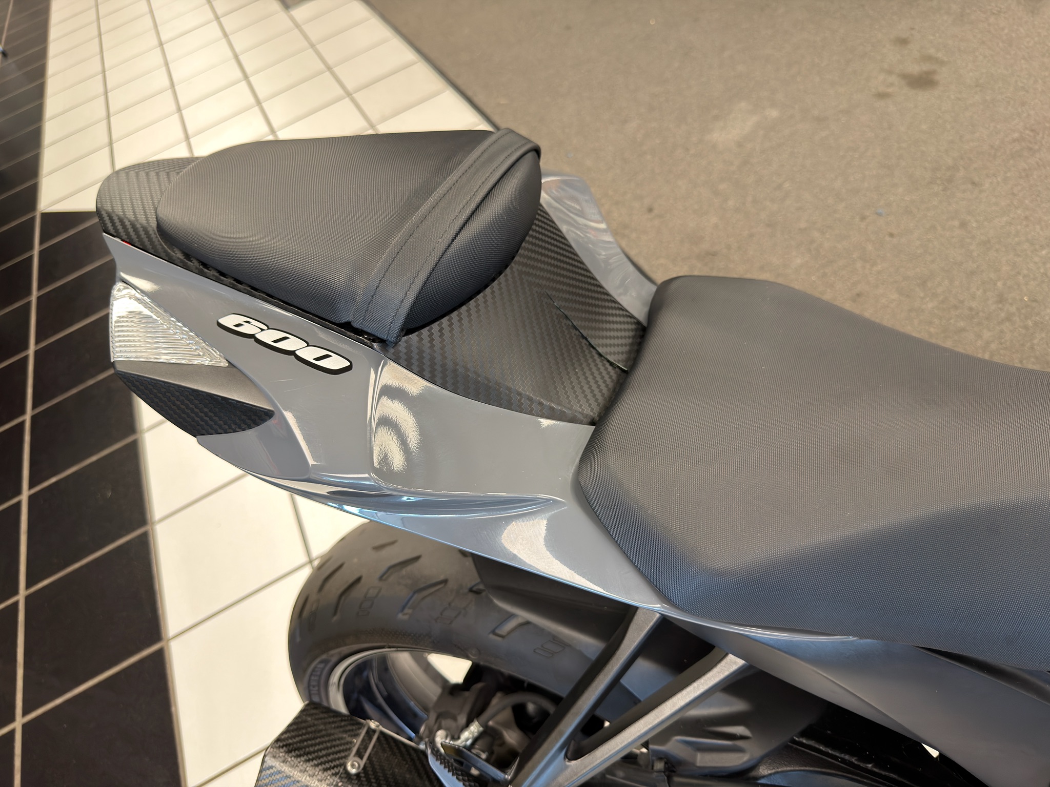 2025 Suzuki GSX-R600 9