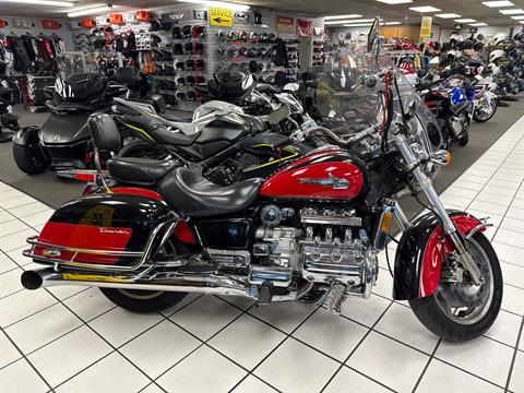 2000 Honda Valkyrie Tourer — photo 1 of 13