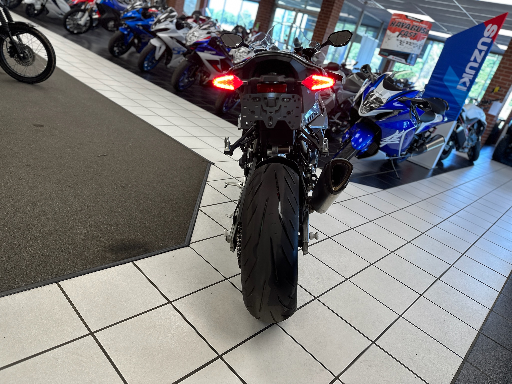 2025 BMW S 1000 RR 4