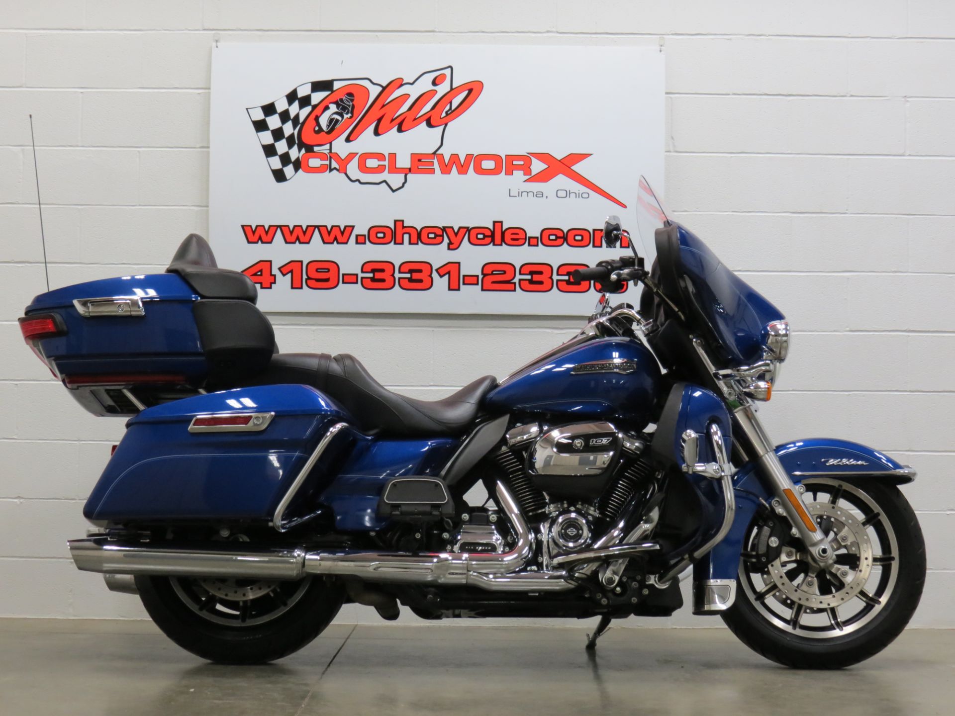 2017 Harley-Davidson Electra Glide® Ultra Classic® in Lima, Ohio - Photo 8