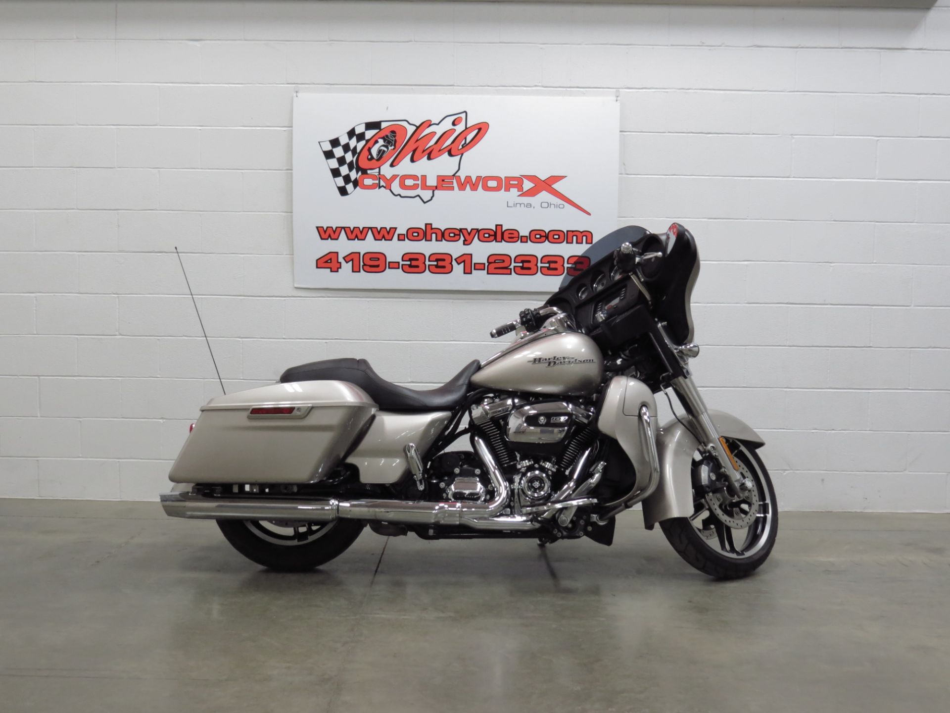 2018 Harley-Davidson Street Glide® in Lima, Ohio - Photo 1