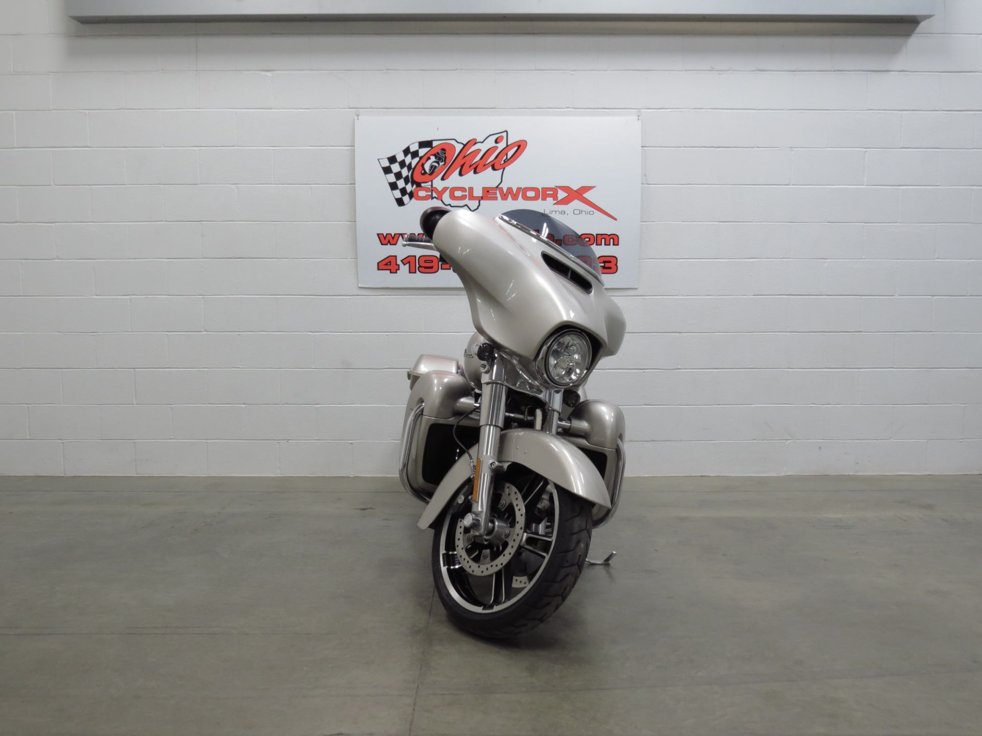 2018 Harley-Davidson Street Glide® in Lima, Ohio - Photo 3