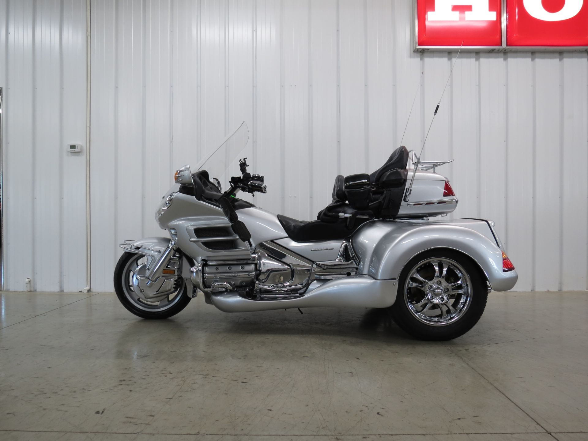 2005 Honda Goldwing in Lima, Ohio - Photo 2