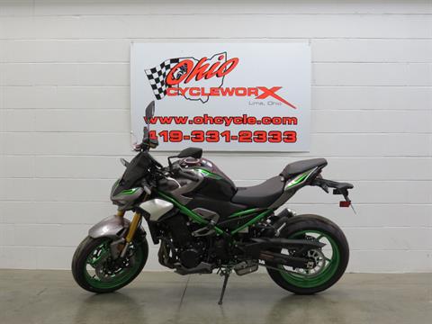 2025 Kawasaki Z900 SE ABS