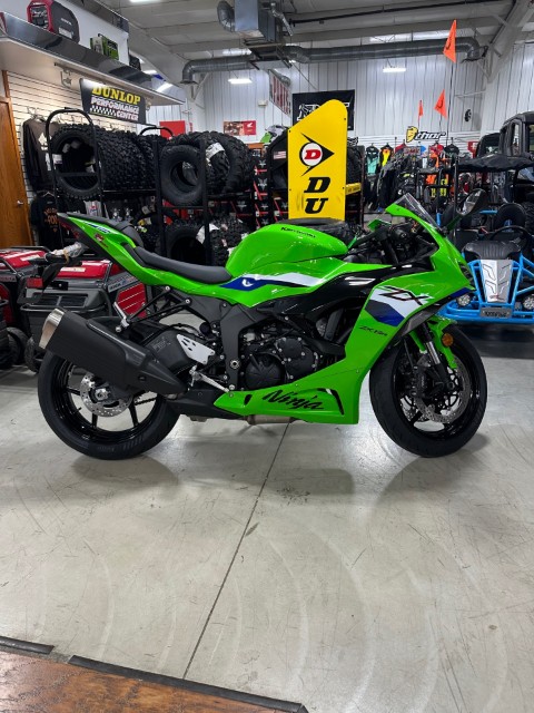 2026 Kawasaki Ninja ZX-6R — photo 1 of 9