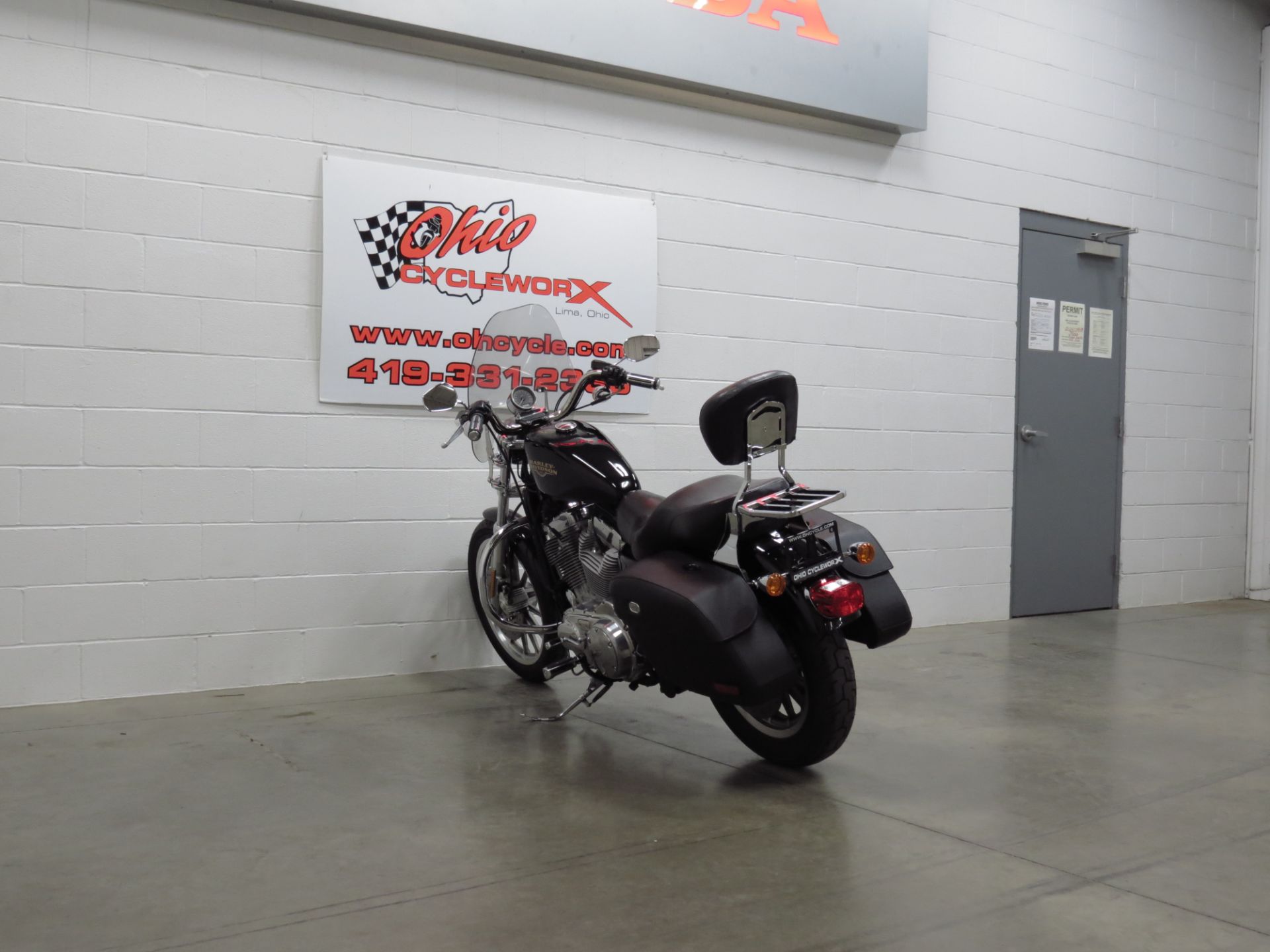 2009 Harley-Davidson Sportster® 883 Low in Lima, Ohio - Photo 6
