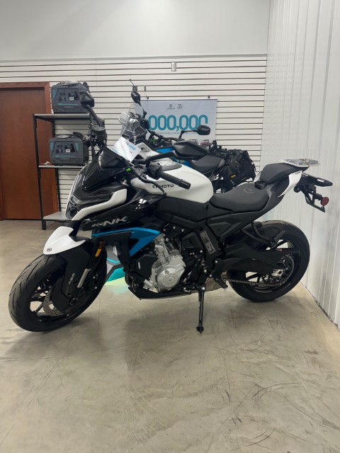 2026 Cfmoto 675NK